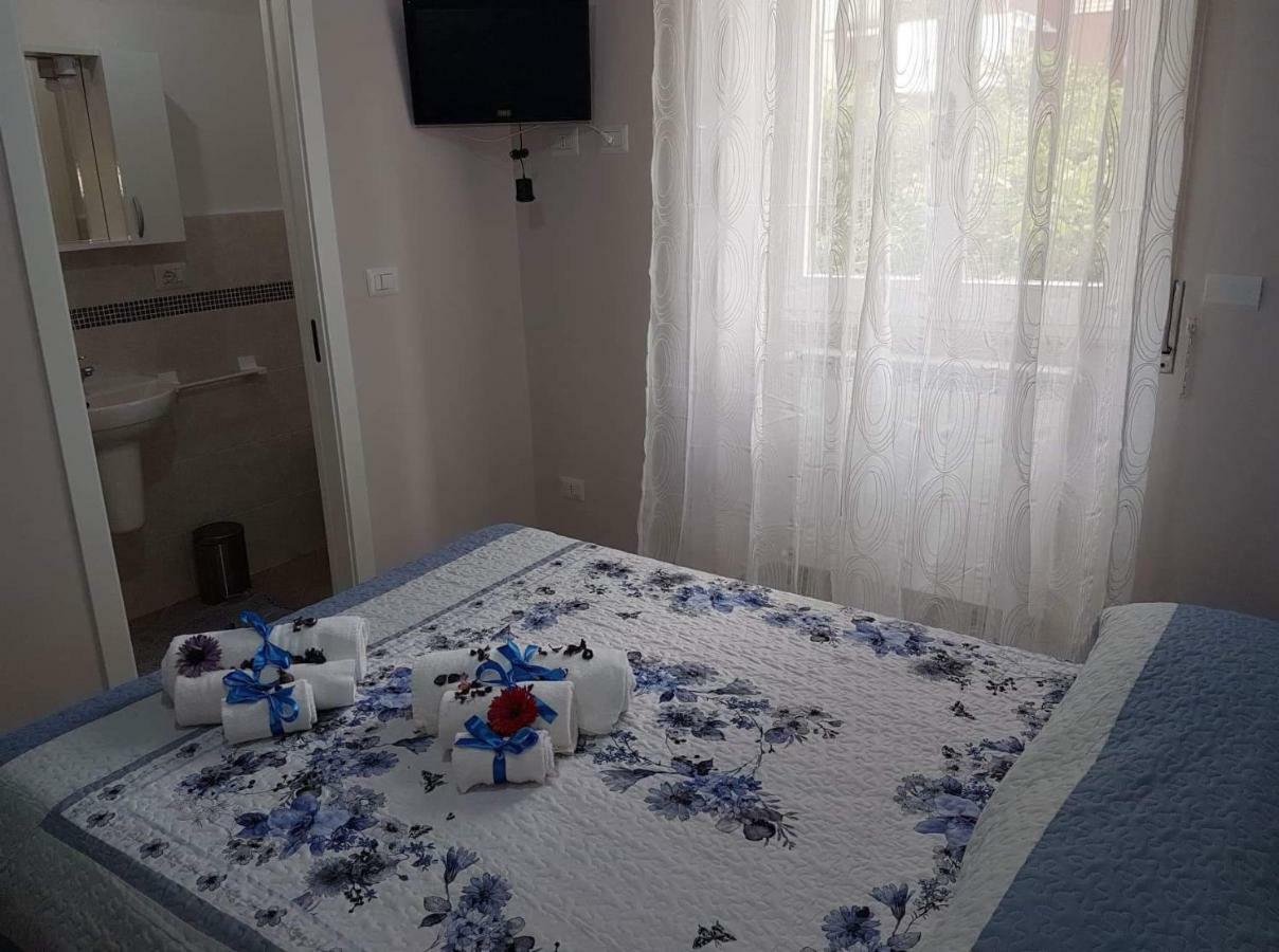 Velia B&B กาเอตา ภายนอก รูปภาพ