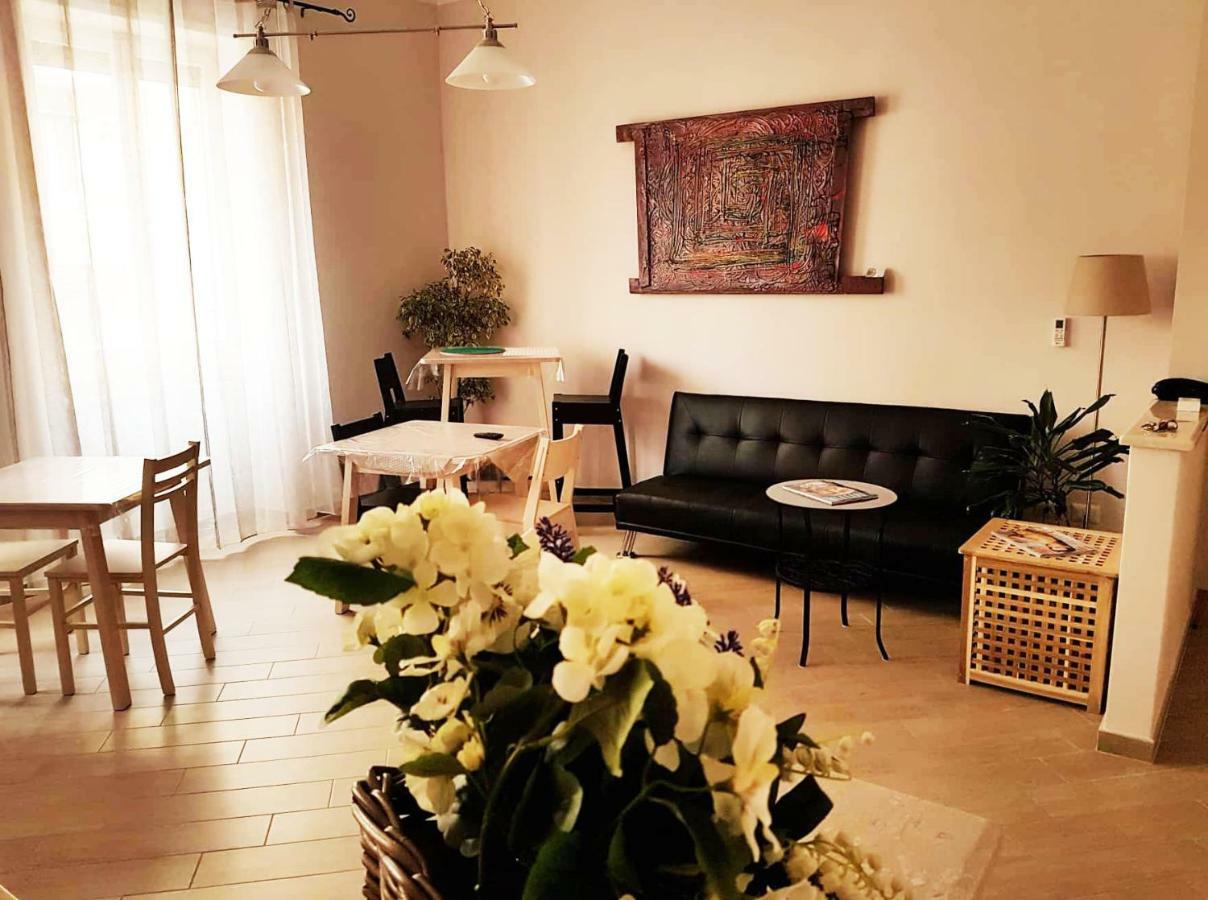 Velia B&B กาเอตา ภายนอก รูปภาพ