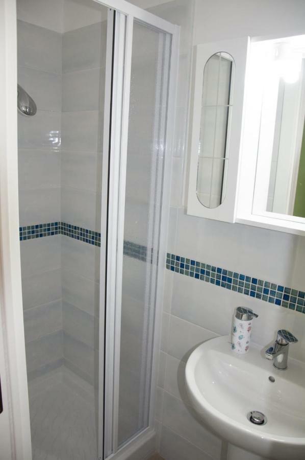 Velia B&B กาเอตา ภายนอก รูปภาพ