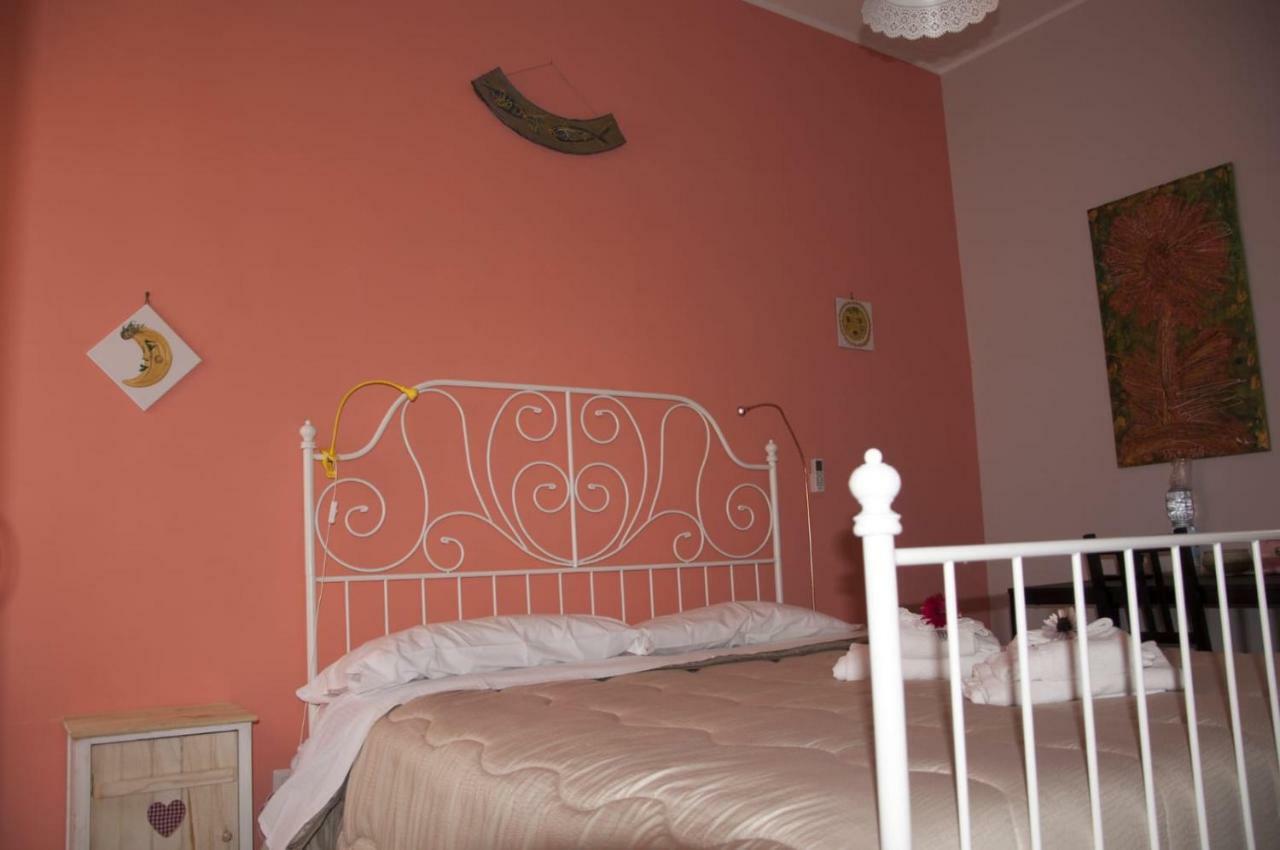 Velia B&B กาเอตา ภายนอก รูปภาพ