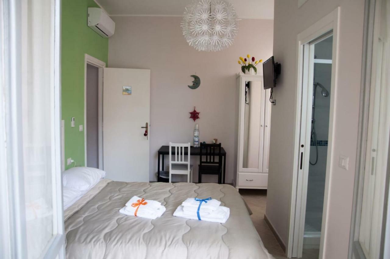 Velia B&B กาเอตา ภายนอก รูปภาพ