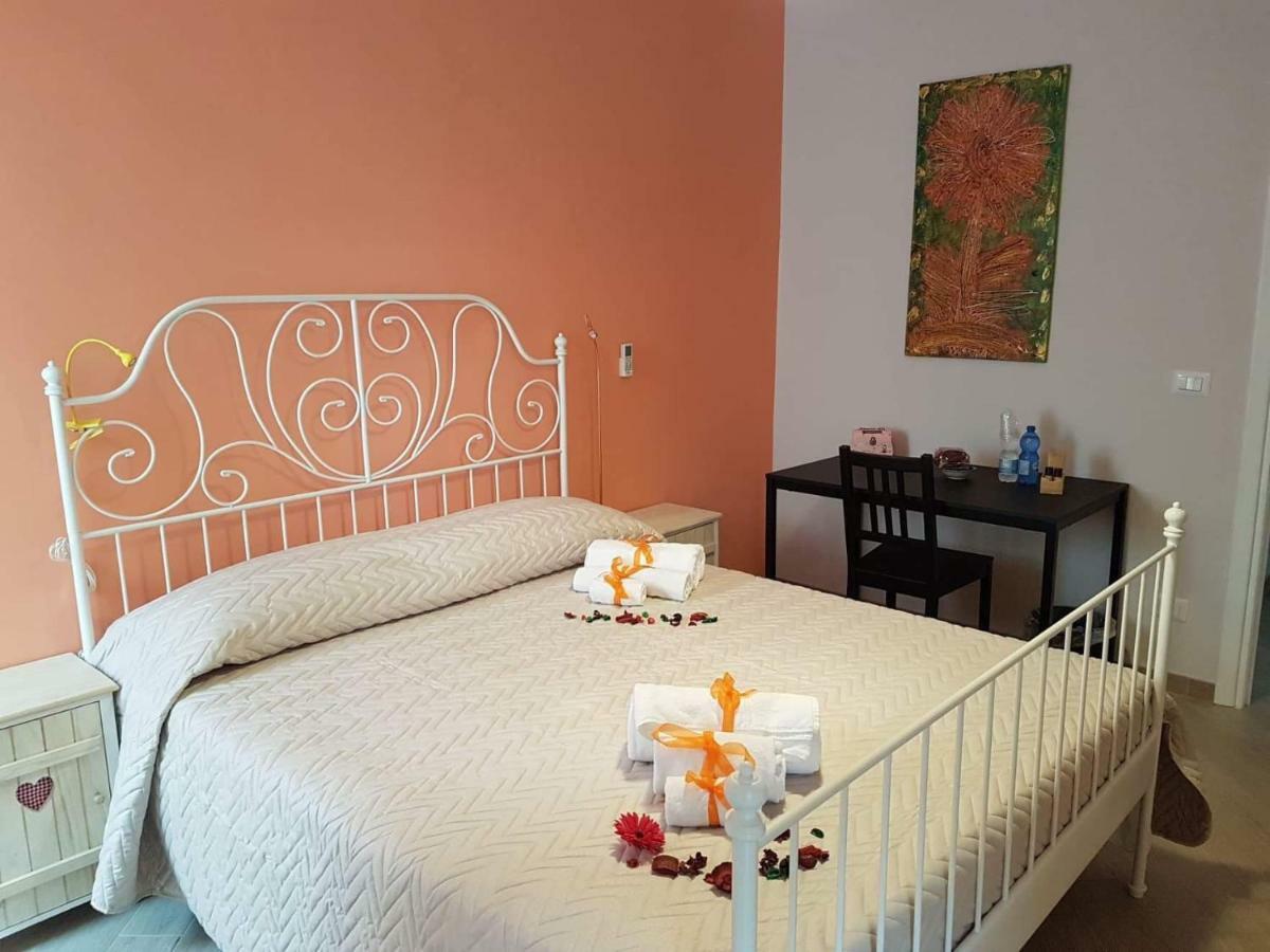Velia B&B กาเอตา ภายนอก รูปภาพ