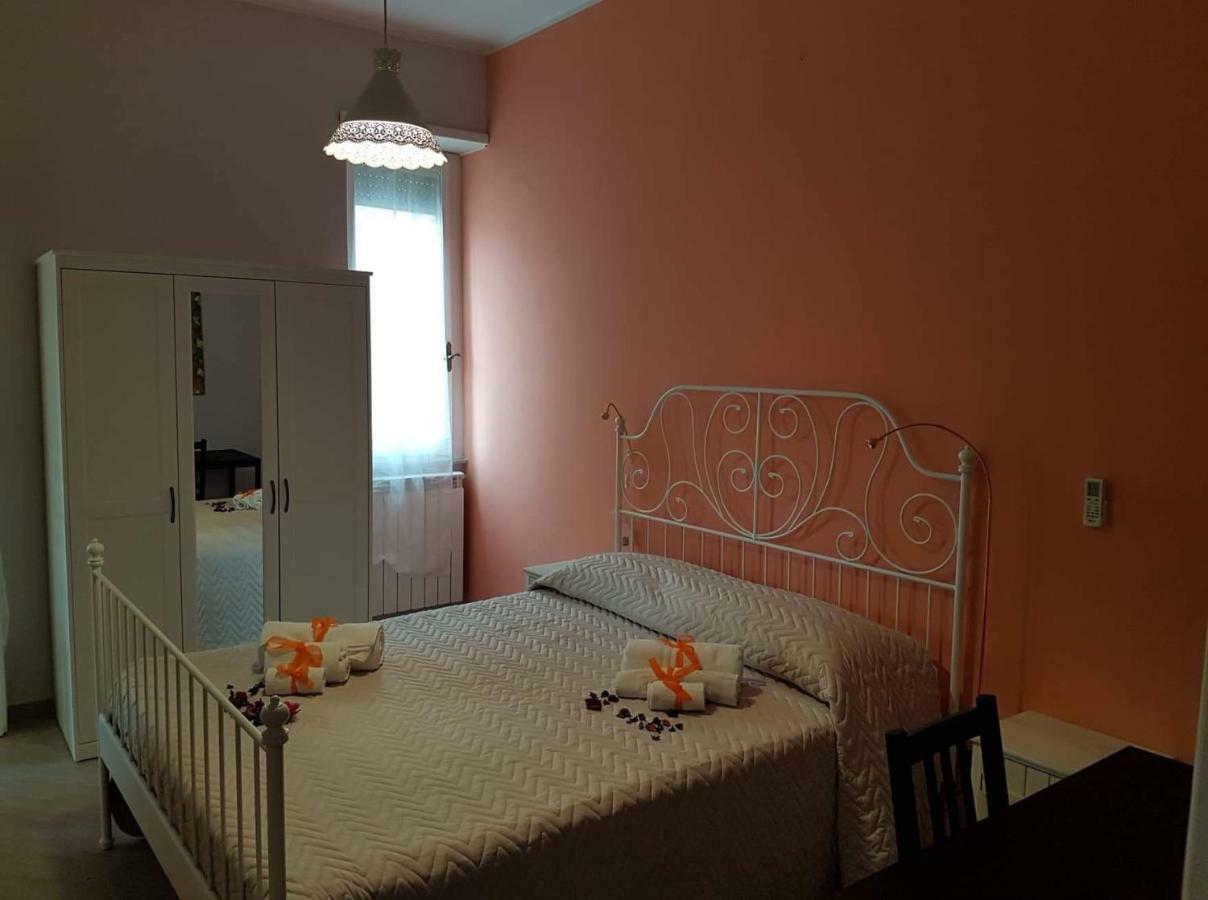 Velia B&B กาเอตา ภายนอก รูปภาพ